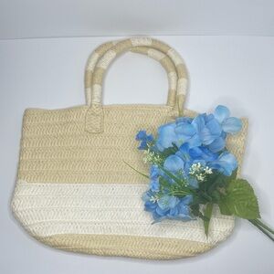 Altru Straw Beach Tote